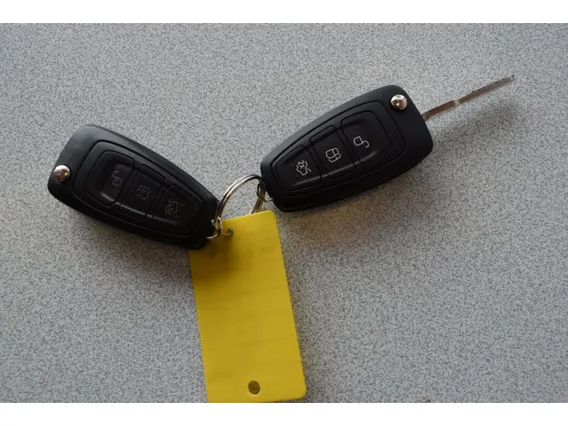 Ford C-MAX 1.6 Titanium 2013 Benzine 16