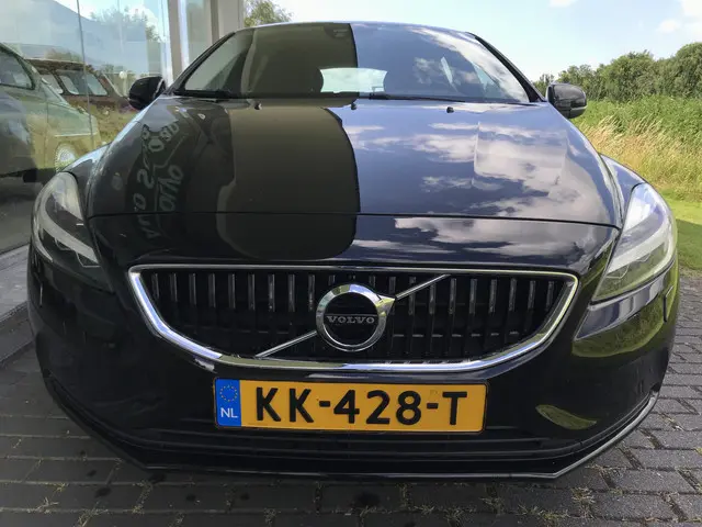 Volvo V40 2.0 T2 Nordic+ 2016 Benzine 4