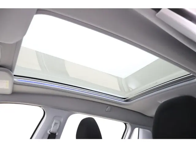 Peugeot 2008 1.2 PureTech Blue Lion 2017 Benzine 17