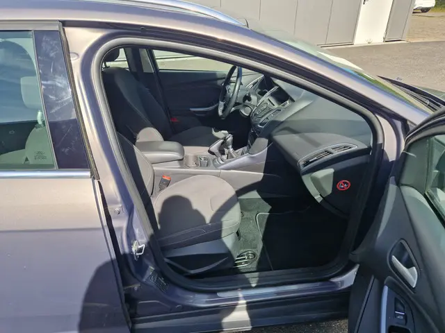 Ford Focus Wagon 1.0 EcoBoost Edition Plus 2014 Benzine 12