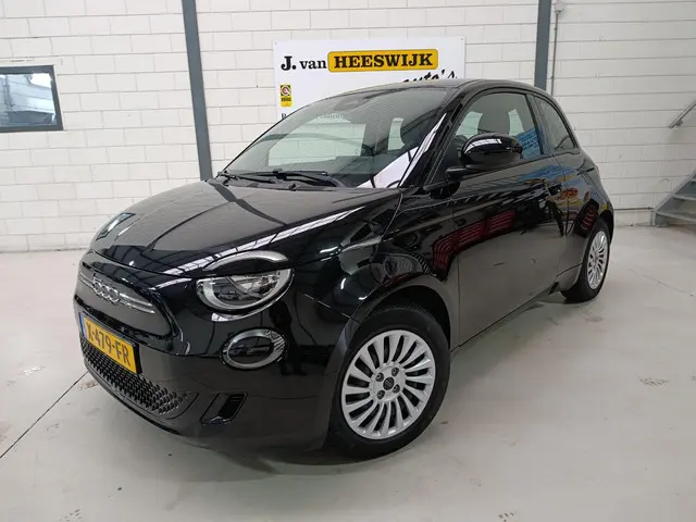 Fiat 500e Urban 42 kWh 2023 Elektrisch 1
