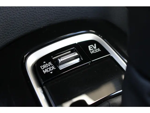 Toyota Corolla 1.8 Hybrid Active 2021 Hybride Benzine 30