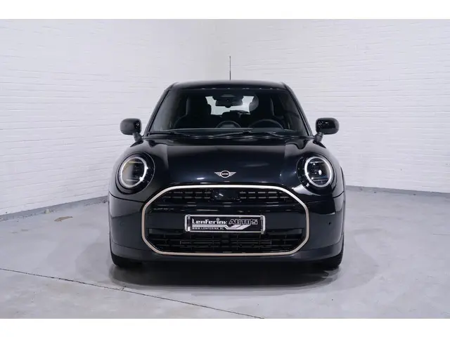MINI 5-Deurs Mini 1.5 Cooper C Classic XS 2025 Benzine 2