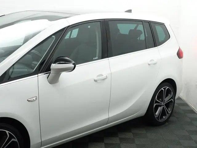 Opel Zafira Tourer 1.4 Innovation OPC- 2016 Benzine 30