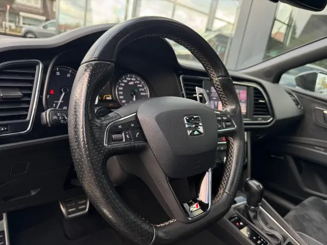 SEAT Leon 2.0 TSI CUPRA 300 Pano. camera 2017 Benzine 33