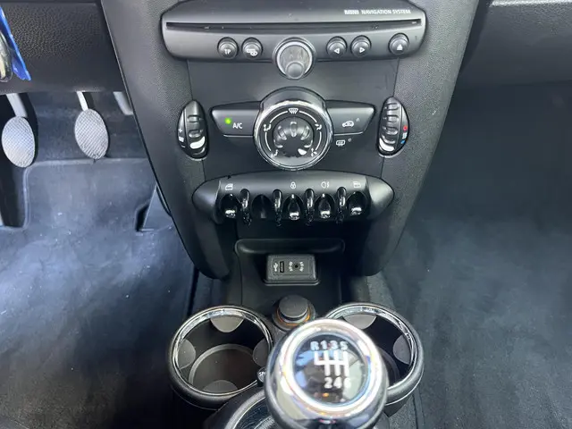 MINI One 1.6 Chili 2014 Benzine 50