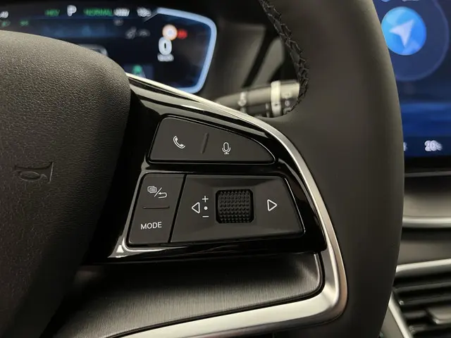 BYD SEAL U 1.5 DM-i FWD Boost 2025 Hybride Benzine 25