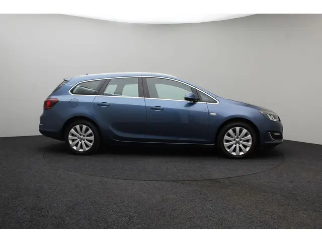 Opel Astra Sports Tourer 1.4 Turbo Blitz 2016 Benzine 17