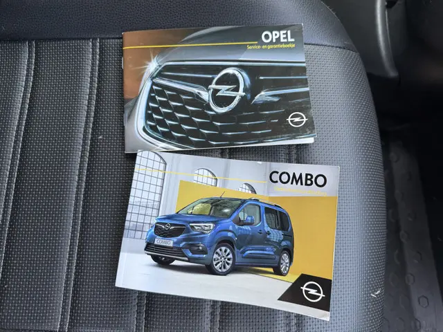 Opel Combo 1.5D 102PK EURO6 L1H1 2020 Diesel 23