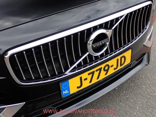 Volvo V90 T4 Inscription 2020 Benzine 33