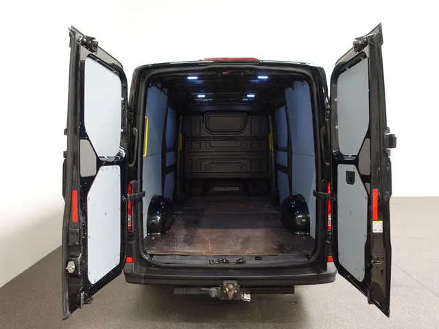 MAN TGE 140pk L3H2 / L2H1 2x Schuifdeur 2019 Diesel 21