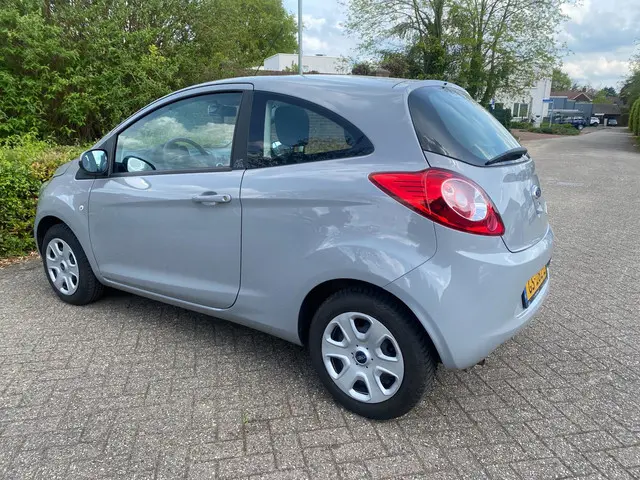Ford Ka 1.2 Style start/stop 2015 Benzine 4