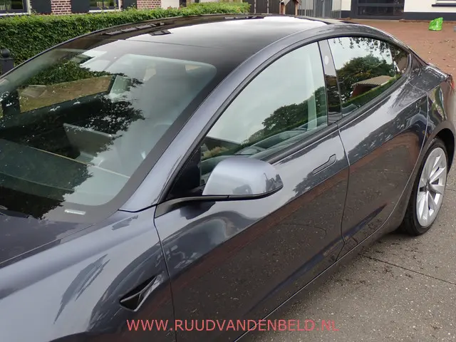 Tesla Model 3 LONG RANGE AWD 75kWh 2020 Elektrisch 32