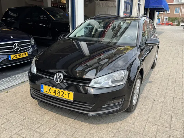 Volkswagen Golf 2