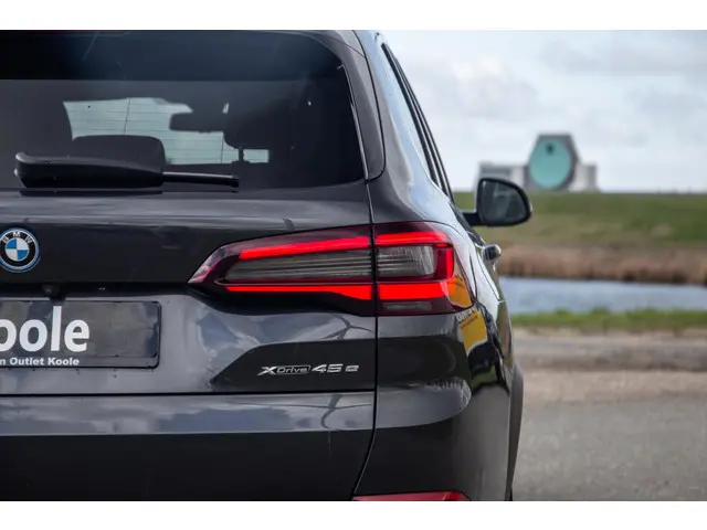 BMW X5 xDrive45e 2021 Hybride Benzine 13