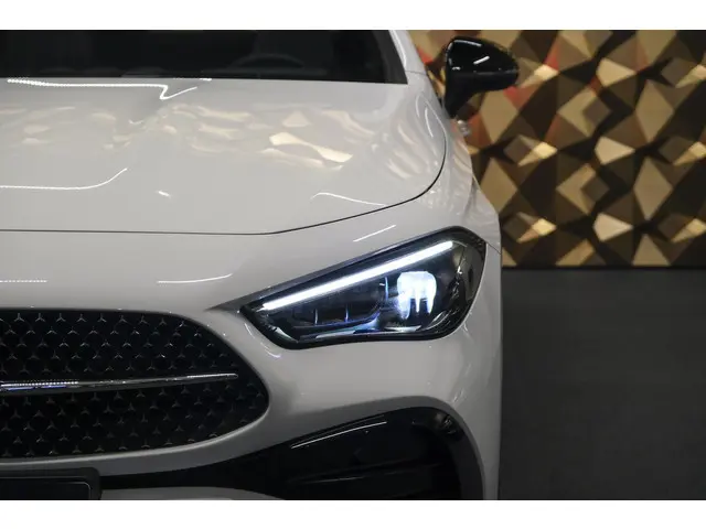 Mercedes-Benz CLE Coupé CLE200 AMG 204pk 2024 Benzine 25
