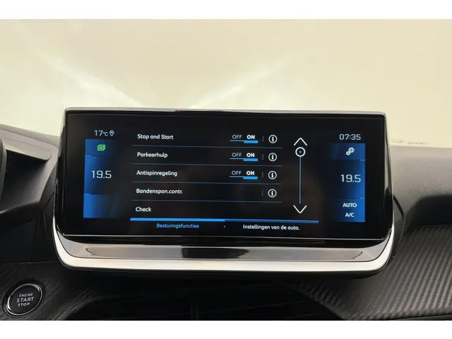 Peugeot 208 1.2 PureTech Allure Pack 2023 Benzine 23