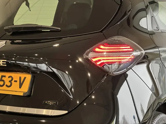Renault ZOE R135 Iconic 52 kWh 2024 Elektrisch 32