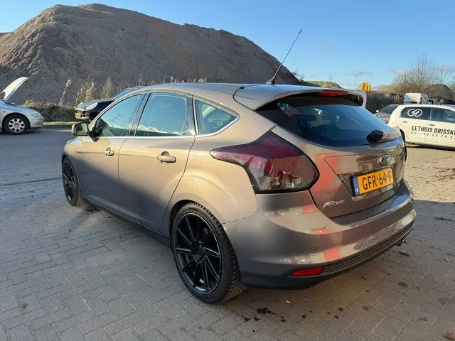 Ford Focus 1.6 EcoBoost Titanium 2013 Benzine 3