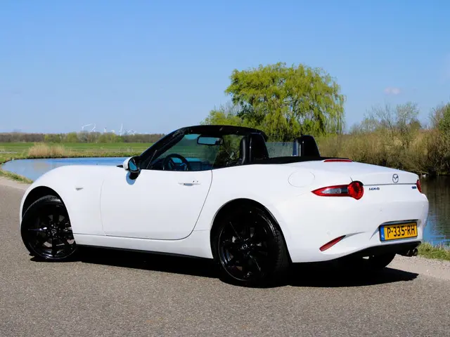 Mazda MX-5 2.0 SkyActiv-G 160 GT-M 2016 Benzine 2