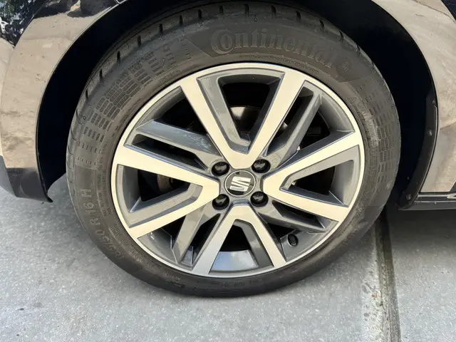 SEAT Mii 1.0 MPI 60pk FR 2019 Benzine 3