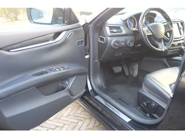 Maserati Ghibli S Q4 2016 Benzine 44
