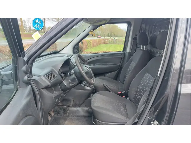 Opel Combo 1.3 CDTi L1H1 Edition 2017 Diesel 10
