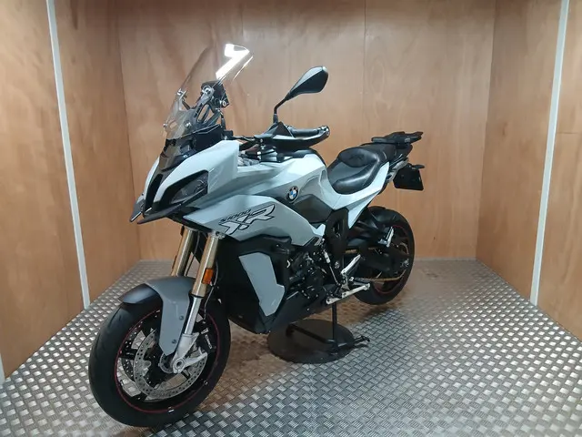 BMW S 1000 XR 3
