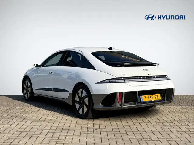 Hyundai IONIQ 6 Lounge 77.4 kWh 2023 Elektrisch 6