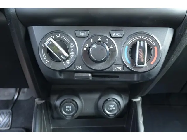 Suzuki Swift 1.2 Select 2017 Benzine 9