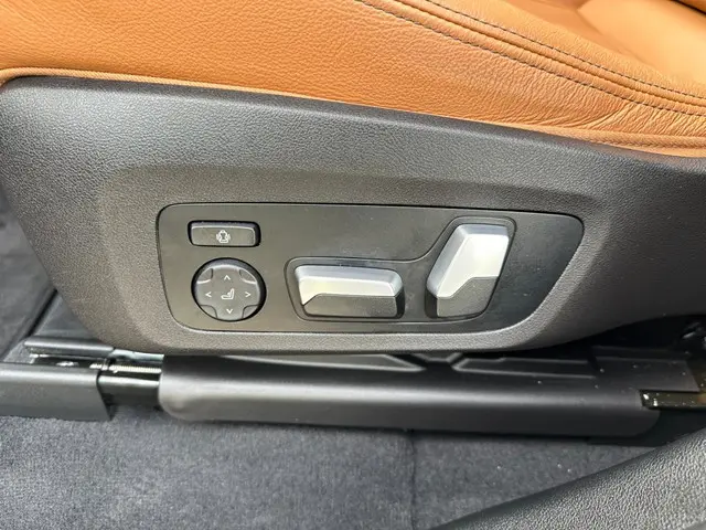 BMW X4 xDrive20i Bns Ed.+ PANORAMADAK | NAP ! 2021 Benzine 23