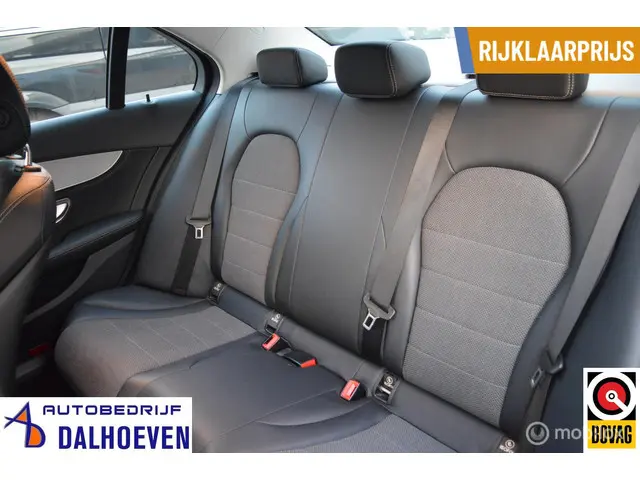Mercedes-Benz C-Klasse 180 2014 Benzine 15