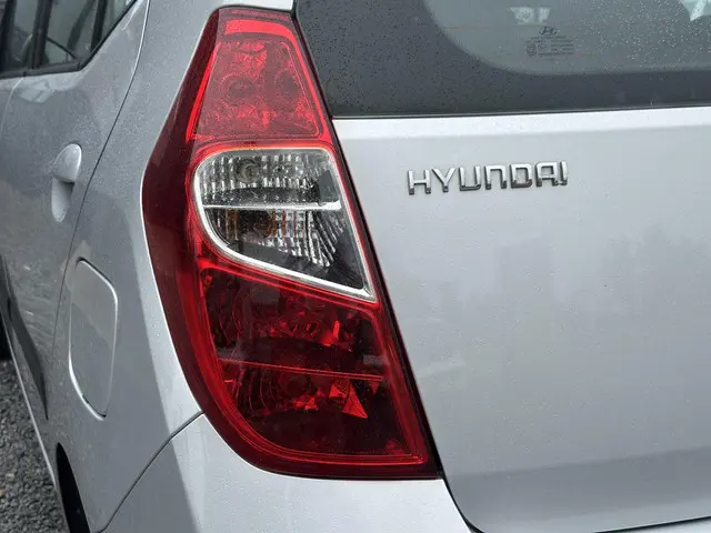 Hyundai i10 1.2 i-Drive Cool 2014 Benzine 24