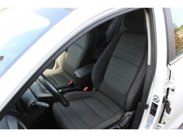Kia Stonic 1.0 T-GDi Dynamic Line 2020 Benzine 10
