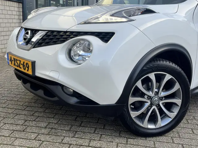 Nissan Juke 1.2 DIG-T S/S Connect Edition 2014 Benzine 38