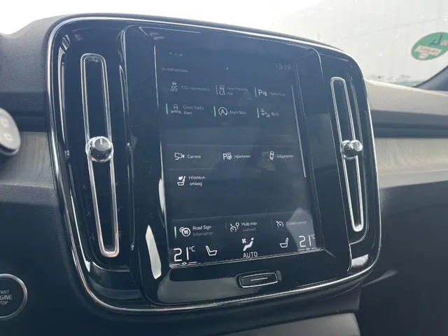 Volvo XC40 2.0 T4 Inscription 2018 Benzine 8