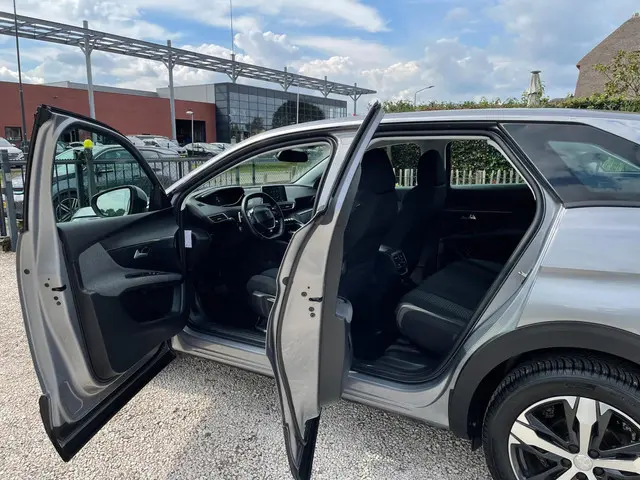 Peugeot 3008 3