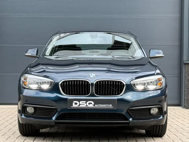 BMW 1 Serie 116i Essential 2015 Benzine 22
