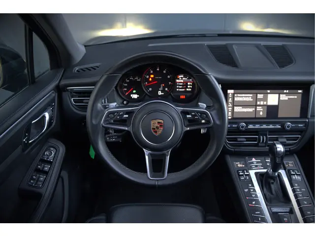 Porsche Macan 2.0 2019 Benzine 35
