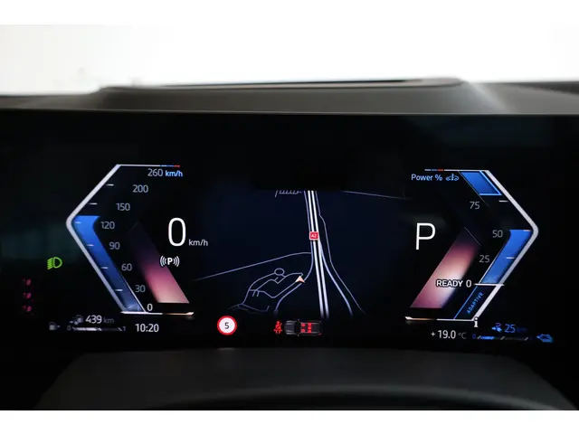 BMW X5 xDrive50e 2023 Hybride Benzine 12