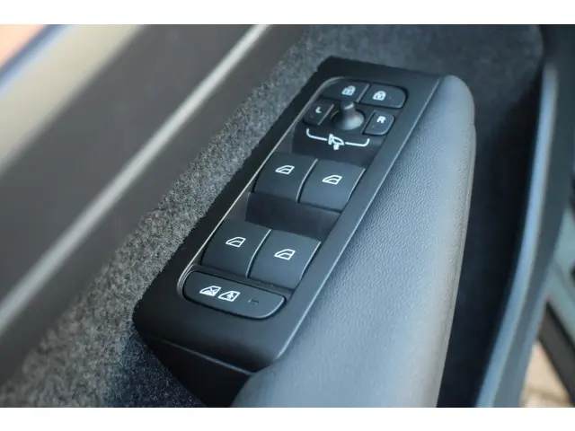 Volvo XC40 Recharge Twin Pro 2022 Elektrisch 32