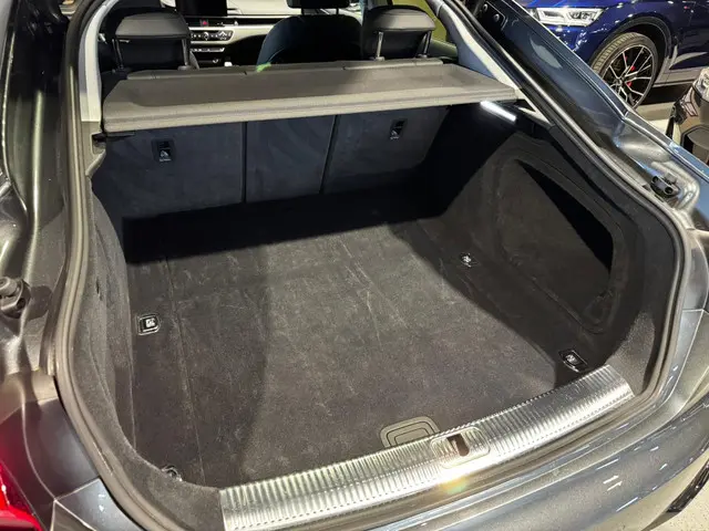 Audi A5 Sportback TFSI S edition 2023 Hybride Benzine 19