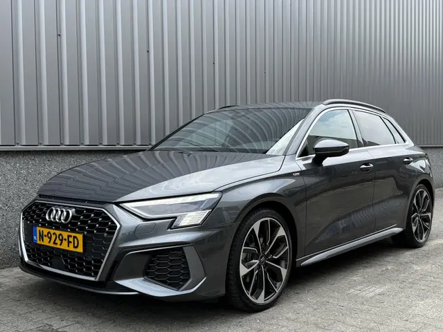 Audi A3 Sportback 35 TFSI S Edition 2020 Benzine 4