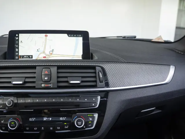 BMW 2 Serie Coupé M2 Competition 2020 Benzine 11