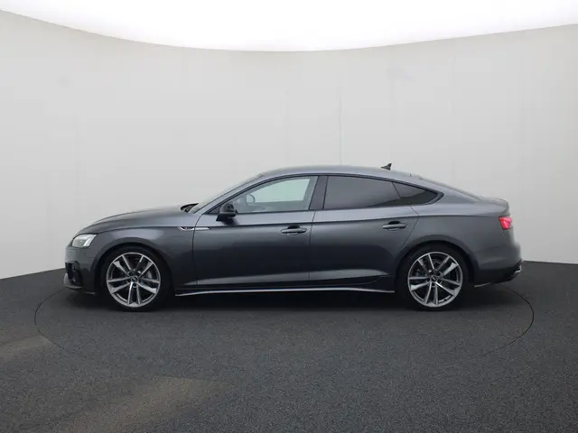 Audi A5 Sportback 40 TFSI/204PK S Line 2023 Benzine 2