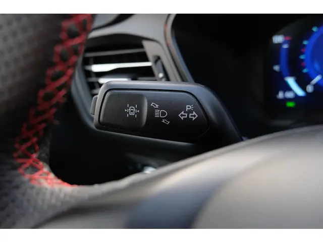 Ford Kuga 2.5 PHEV ST-Line 2020 Hybride Benzine 34