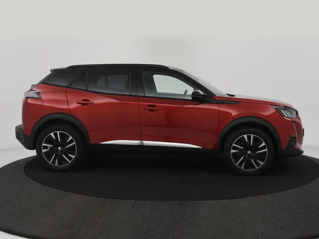 Peugeot e-2008 EV GT 50 kWh 2020 Elektrisch 4