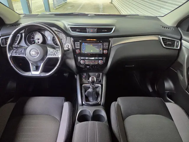 Nissan QASHQAI 1.2 N-Connecta 2017 Benzine 4