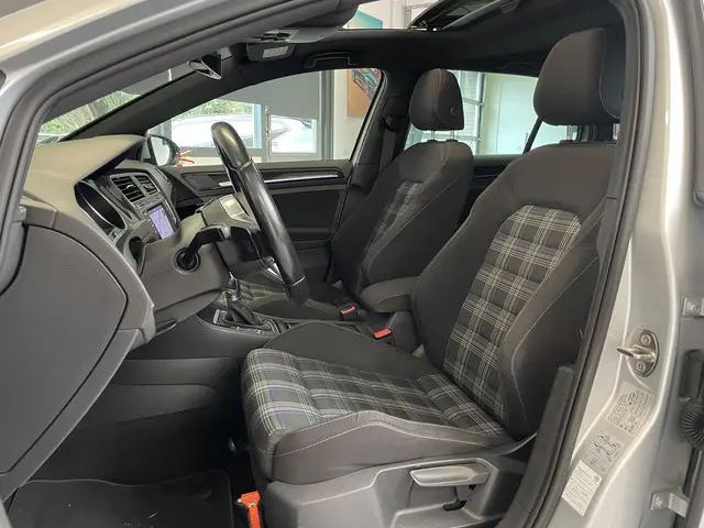 Volkswagen Golf 1.4 TSI GTE 2015 Hybride Benzine 4