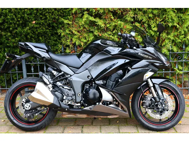 Kawasaki Z1000 Z1000SX | ABS BLACK EDITION 2018 Benzine 11